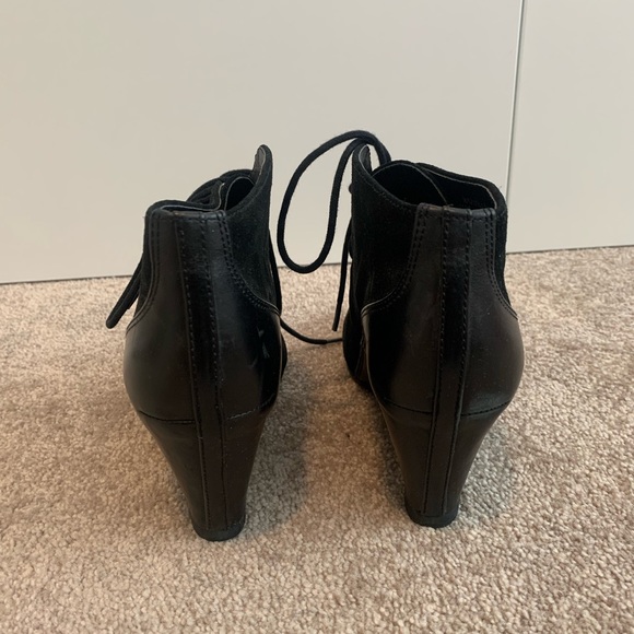 French Connection Black Suede Booties size 38.5 - Picture 3 of 4